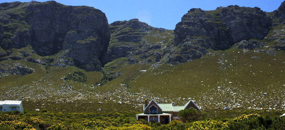 Stay in a Quiet Coastal Town with a Mountain Backdrop