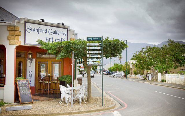stanford-galleries-LR