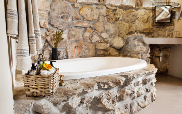 Lagoon-Lodge-Suite-4h