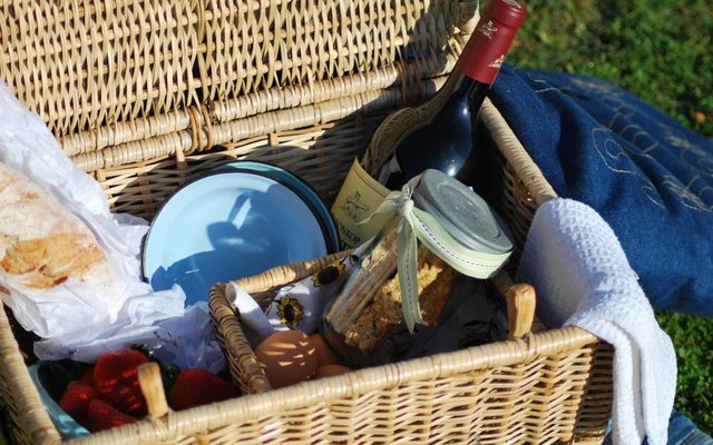 Treat your Valentine at De Volkshuijs in Bredasdorp