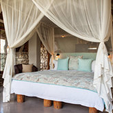 5-star Lagoon Lodge Suite