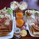 DyerislandViewSeafrontAccommodation-Meal
