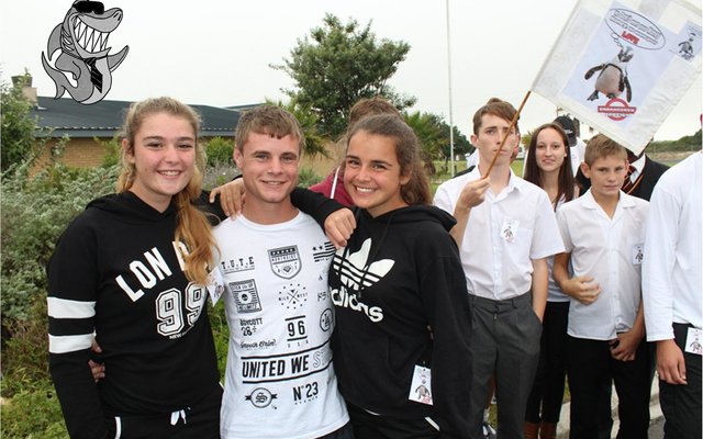 The Learners of Gansbaai Academia joined in on the African Penguin and Seabird  Sanctuary’s Yearly Penguin Promise Waddle Walk on Monday 11 April 2016.