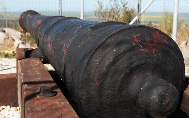 Signal Cannons Signal Cannons