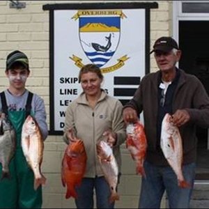 Die boot “Rusty” se bemanning:  Werner van Zyl, wat gekies is vir die WP  Junior span,  Amanda van Staden  en Chris Fourie met sy 1.74 Silwervis.