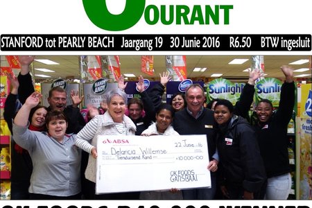 Delaricia Willemse van Gansbaai was die gelukkige wenner van R10,000.00 se kruideniersware in die OK Promosie in samewerking met Unilever. Chris en Petra van Rensburg, eienaars van OK Foods Gansbaai, het haar prys oorhandig. Delaricia kan nou haar OK Loyalty Card gebruik en haar kruideniersware aankoop tot haar trollie oorloop en weer terugkom vir nog. Kry vandag jou OK Loyalty Card by OK Foods Gansbaai. 