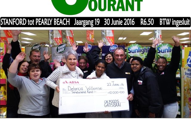 Delaricia Willemse van Gansbaai was die gelukkige wenner van R10,000.00 se kruideniersware in die OK Promosie in samewerking met Unilever. Chris en Petra van Rensburg, eienaars van OK Foods Gansbaai, het haar prys oorhandig. Delaricia kan nou haar OK Loyalty Card gebruik en haar kruideniersware aankoop tot haar trollie oorloop en weer terugkom vir nog. Kry vandag jou OK Loyalty Card by OK Foods Gansbaai. 