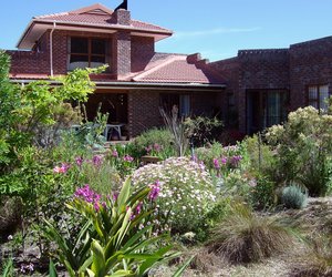 Sea and mountain view in Kleinmond for Holiday Bookings