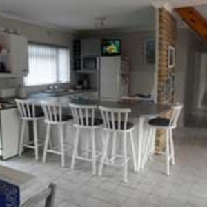 Open plan kitchen and dining room