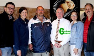 Laerskool trots op nuwe netbalbane