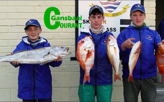 WP juniorspan: Die jong WP-manne het hard baklei tydens die toernooi, maar moes tevrede wees met die 7de plek.  Van links Christoff Dahl, Werner van Zyl en Stefano Baschiera.