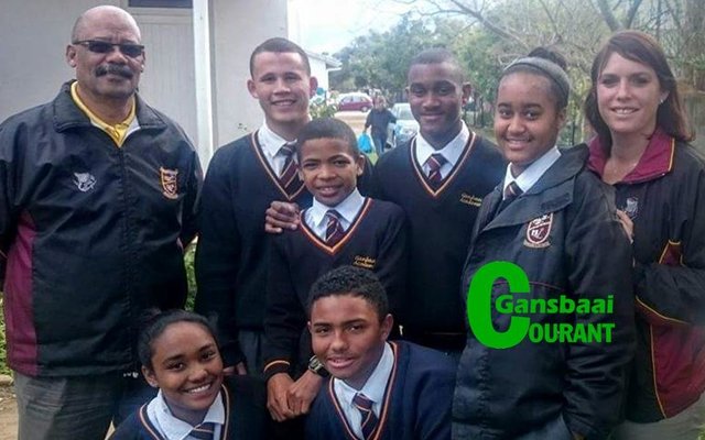 Met Gansbaai Academia se Marimba-orkes wat tydens die Overbergse Eisteddfodd met ‘n Cum Laude vereer is, word hulle as ware ambassadeurs vir die skool beskou, asook as een van die skool se groot vlagskepe. Joanie Louw word opreg bedank vir haar opofferinge en belangstelling, asook me. Rialet Groenewaldt wat altyd daar is vir hierdie leerders.