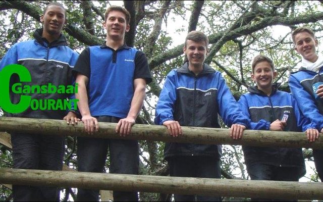 ‘n Deel van Ovies se 2017 Leerlingraad tydens ‘n beplanningskamp te Wortelgat. Vlnr is  Curtleigh Tobias, Albert Augustyn, Willem le Roux, Johan van Dyk en Christiaan Lusse.