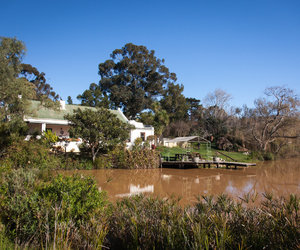 Enjoy a beautiful escape in Botrivier