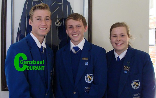 Die drie Ovies-leerders wat ‘n silwer- en twee brons medaljes tydens ‘n Eisteddfod-aand gewen het. Vlnr Ruan Delport, Ian le Roux en Kaylee Krige. 