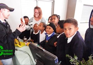 Bewaringspan knap jongklomp se kennis op