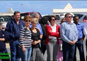 Die doen-dit-self bloed vloei dik deur hul are