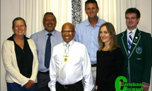 Burgemeester is met reg trots op Conrad