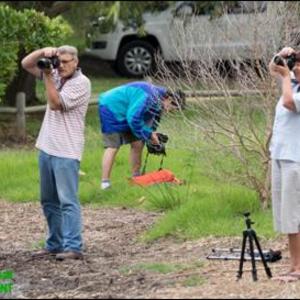 Meer pret as om in die natuur met ‘n kamera in aksie te wees, kan daar nie vir fotograwe wees wat terselfdertyd ontspanning nodig het nie. Links is Christo Wessels besig om sy stokperdjie uit te leef.