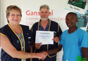 Lions ondersteun jong atleet