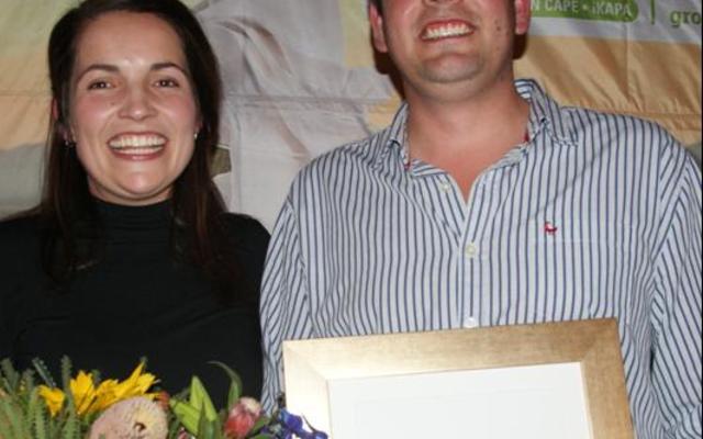 Wes-Kaap se Jongboer van die jaar, Johann Nel en sy vrou, Madelé, van die plaas Hoëkraal Landgoed naby Swellendam.