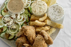 gansbaai_places_to_eat_boathouse_chicken_wings_and_calamari_with_salad_special_1497855535