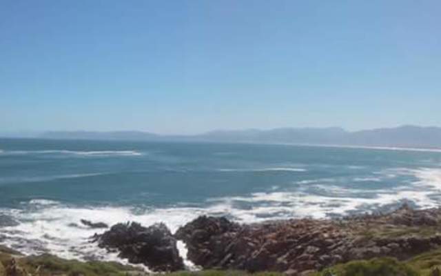 The breathtaking Walkerbay.