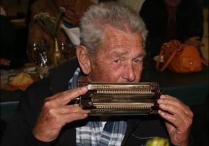 Melvyn Knox maak spontaan musiek