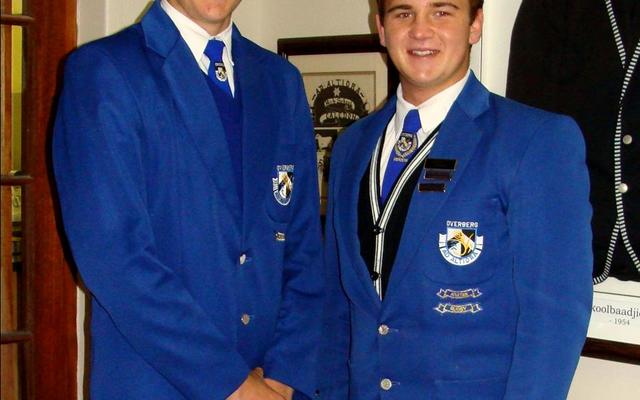 Twee leerders van Overberg Hoërskool in Caledon, Christoff Walker en Renaldo Matthee, is in die Boland o/18 Akademierugbyspan opgeneem. Die span gaan gedurende die skoolvakansie in Johannesburg aan die Akademieweek deelneem. 