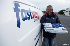 Gansbaai_Couriers_parcel_truck_1504509977