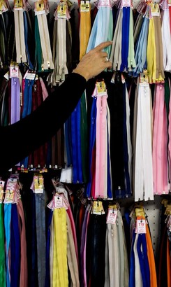 Bon_bon_material_zips_1506085098