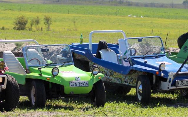Van die 155 inskrywings vir die LSG/Murasie 4x4 Dag, was daar ten minste 4 deelnemers wat dit gewaag het om hulle 4x2 Beachbuggies in te skryf.  Lydia Schreuder het oorwinning gesmaak in die vroue-afdeling van die ‘Mudrun’ met haar Beachbuggy.