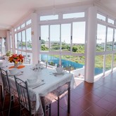 Upstairs (12 sleeper) Dining area
