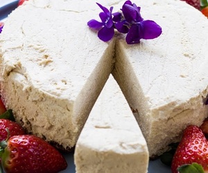Recipe: Cinnamon Cheesecake with Chocolate Crust