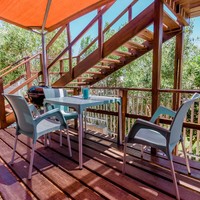 Flatlet deck with braai and sea view