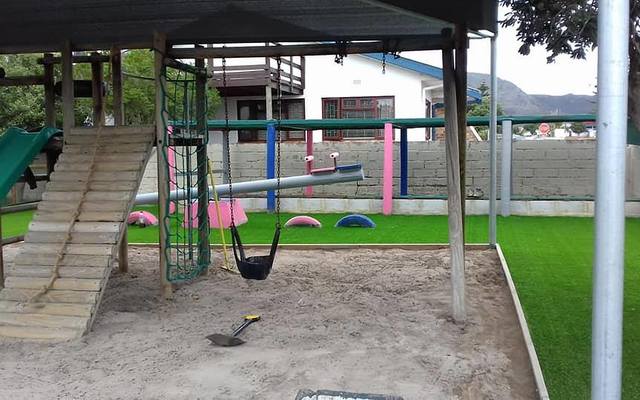 27072938_1622325637847095_4122543505315646324_n_1517227601