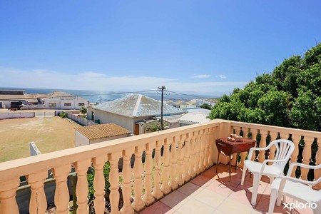 Oom_piet_accomodation_upstairs_unit_balcony_1519913500