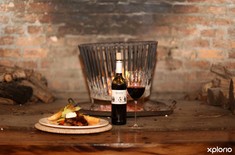 Great_white_house_enjoy_dining_in_front_of_fireplace_1520927779