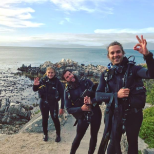 International_Marine_Volunteers_Diving_in_De_Kelders_1521198949