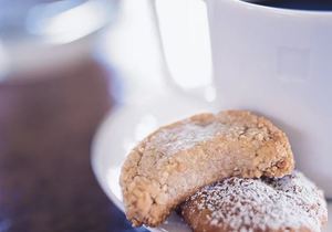 Almond-Grappa Cookies