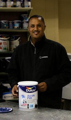 Stanford_Agri_paint_mixing_1525678166