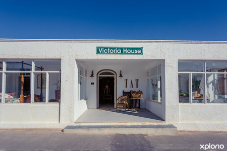 TAT_Antique_and_Vintage_Decor_extrior_1529323931