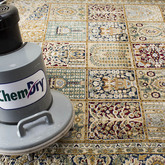 Cleaning carpet