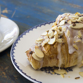 Croissant - Stoep Café - Xplorio™ Kleinmond