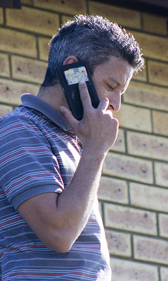 pringle_bay_tv_tronix_talking_with_clients_resized_1536142942