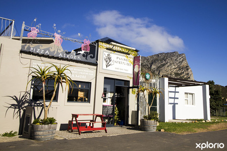 pringle_bay_food_beverage_fynbos_enterprises_otside_view_1536254463