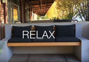 DIY: Cinder Block Bench