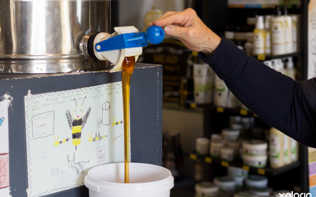 Overberg_honey_co_honey_on_tap_2_1527058690_1537514127