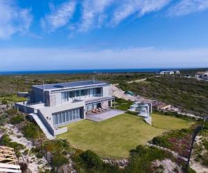 6 Bedroom Property (House/Villa) For Sale