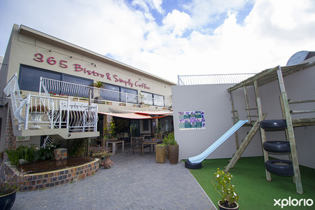 pringle_bay_restaurants_365_bistro_outside_view_1538481776